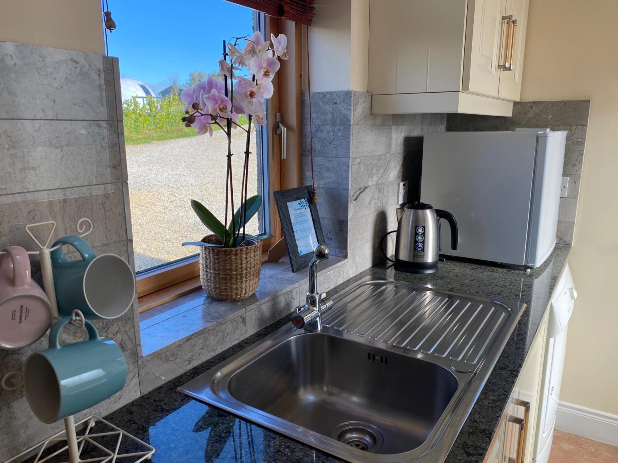 Boston Luxury Glamping Dome With Views Of The Burren 빌라 외부 사진